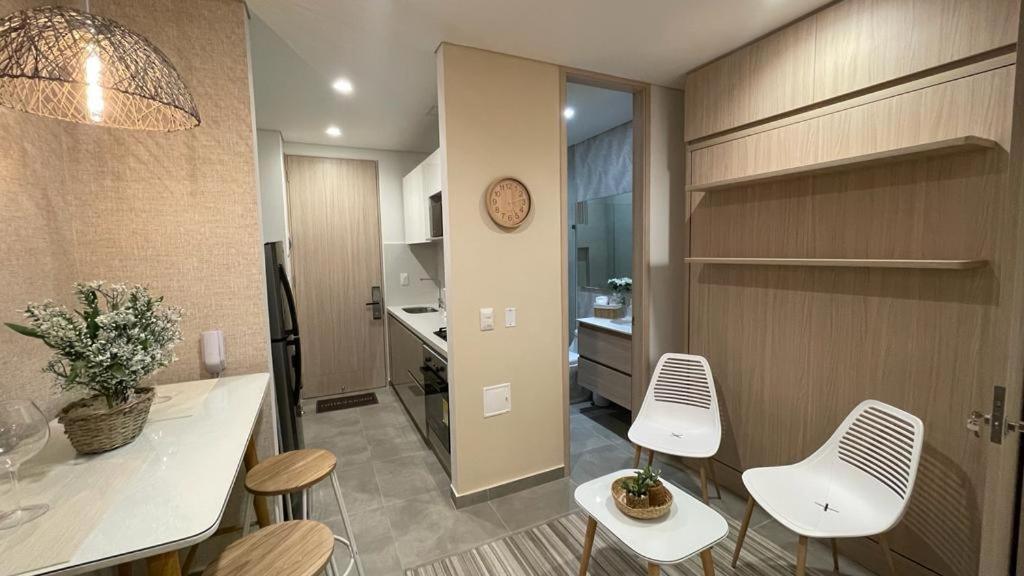 Aparta Estudio Tipo , Nuevo , Dotado En Playa Salguero Apartamento